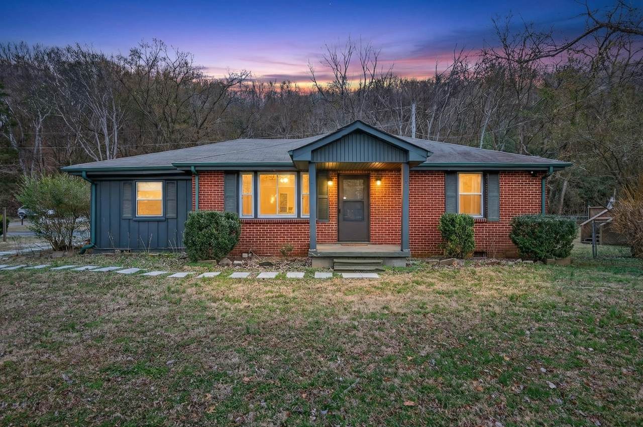 108 Bellar Dr - Photo 1