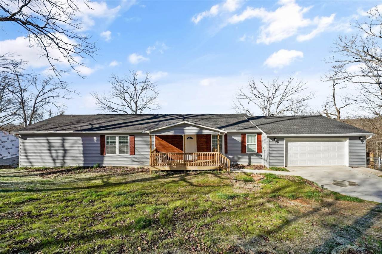 1518 Stony Point Rd - Photo 1