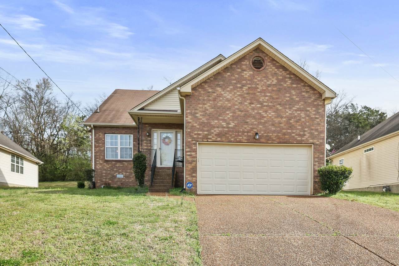 1021 Chateau Valley Ct - Photo 1