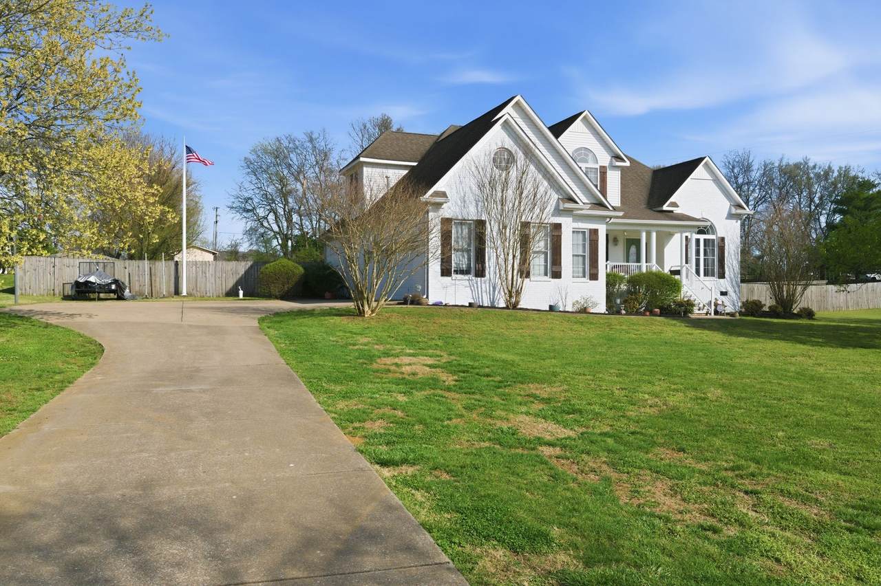 https://bt-photos.global.ssl.fastly.net/nashville/1280_boomver_1_RTC3150091-1.jpg