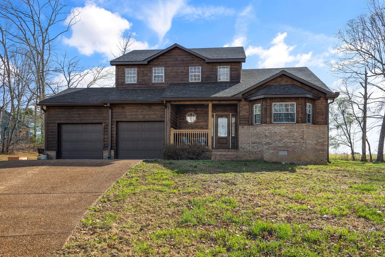 126 Melanie St - Photo 1