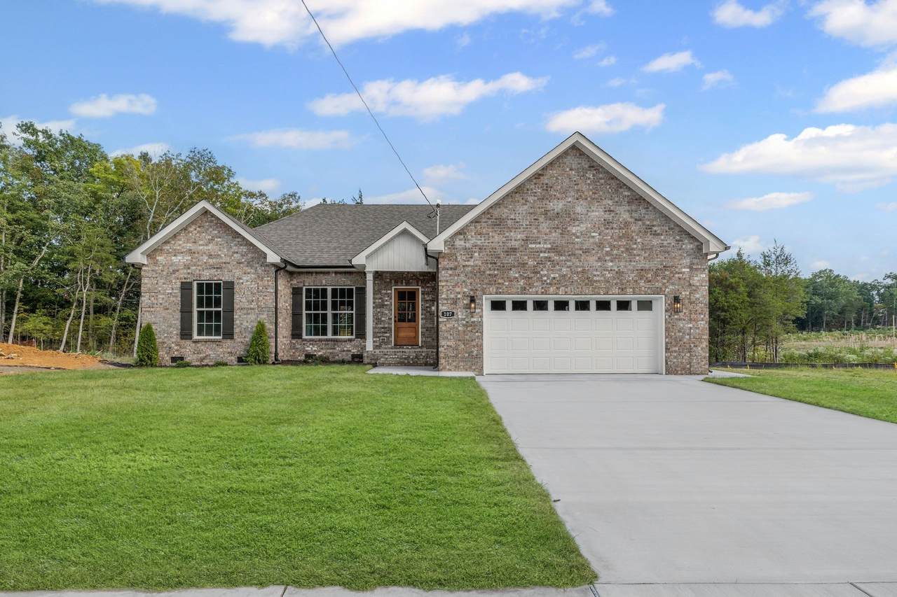 107 Stonebrook Dr - Photo 1
