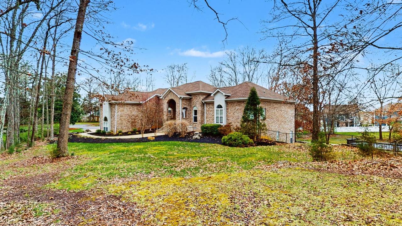 https://bt-photos.global.ssl.fastly.net/nashville/1280_boomver_1_RTC3150434-1.jpg