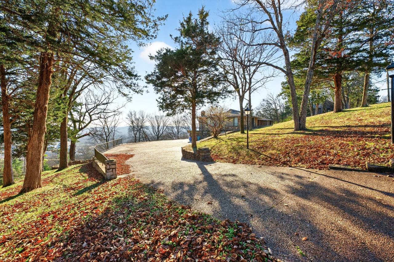 https://bt-photos.global.ssl.fastly.net/nashville/1280_boomver_1_RTC3152328-1.jpg