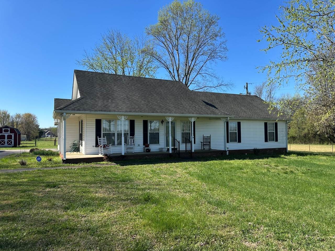 3260 Bradyville Pike - Photo 1