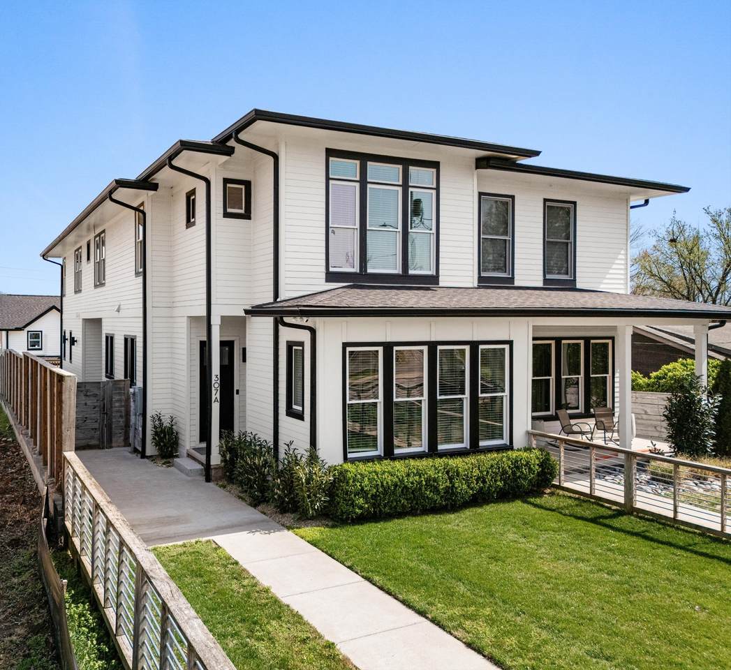 307 S 10th St - Photo 1