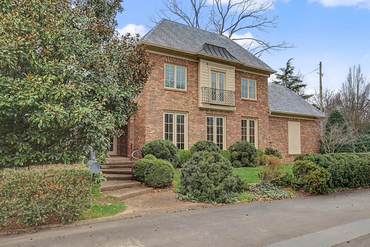 117 Wentworth Ave - Photo 1