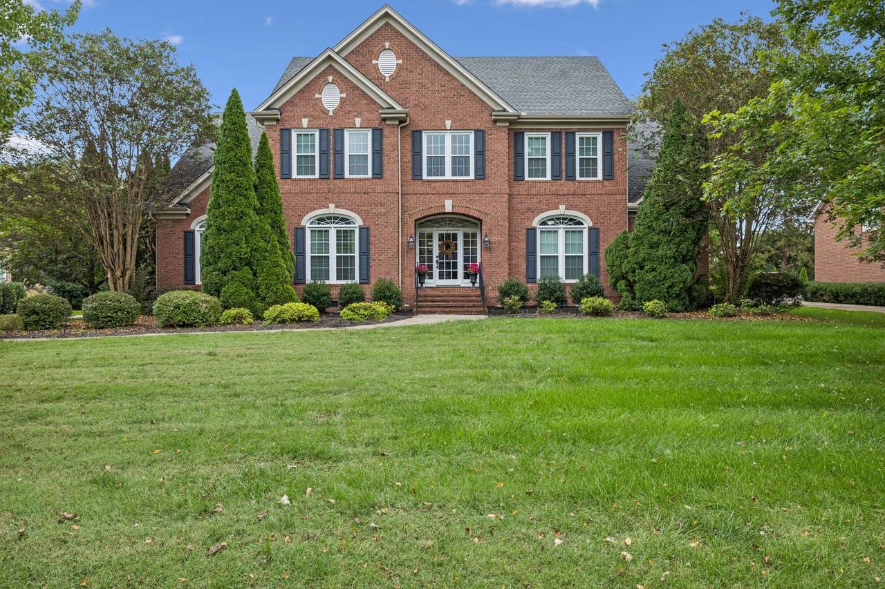 244 Gillette Dr - Photo 1
