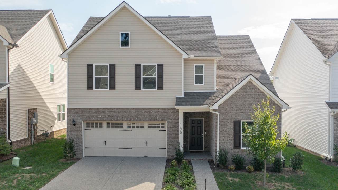 156 Hampshire Way - Photo 1