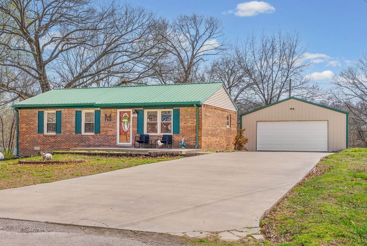 1115 Tanyard Rd - Photo 1