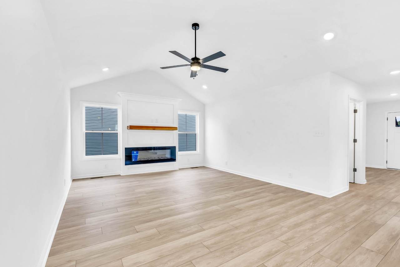 1154 Tybee Dr - Photo 1
