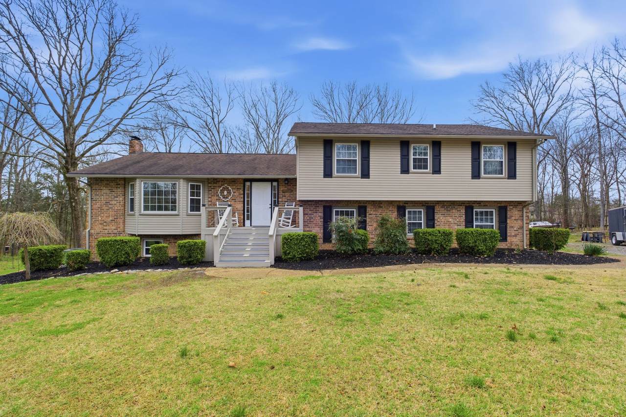 4708 Hessey Rd - Photo 1