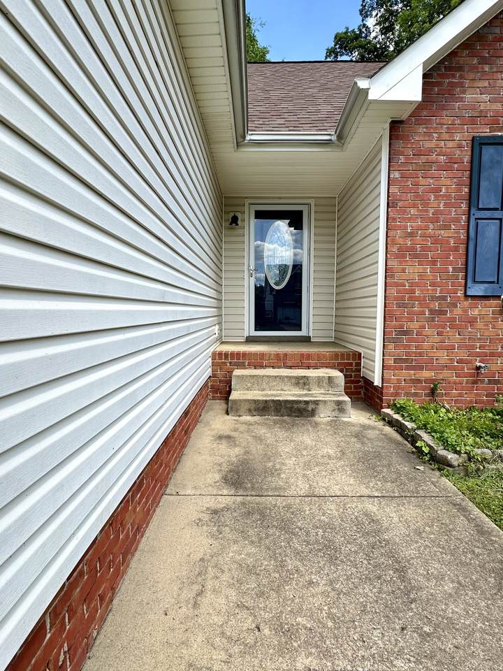 https://bt-photos.global.ssl.fastly.net/nashville/1280_boomver_1_RTC3152792-1.jpg