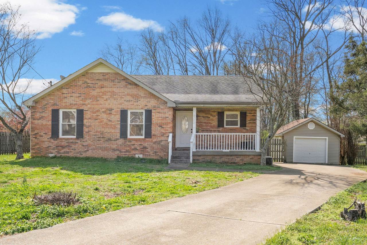 2701 E Copeland Ct - Photo 1