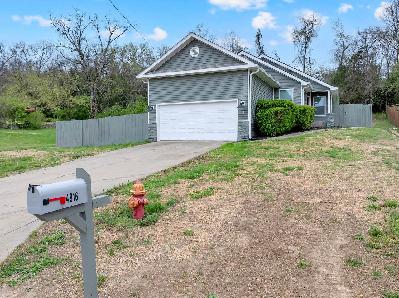 https://bt-photos.global.ssl.fastly.net/nashville/1280_boomver_2_RTC3153011-1.jpg