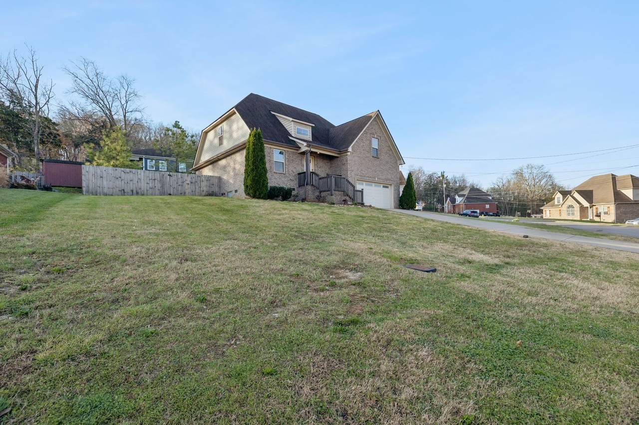 https://bt-photos.global.ssl.fastly.net/nashville/1280_boomver_1_RTC3153118-1.jpg