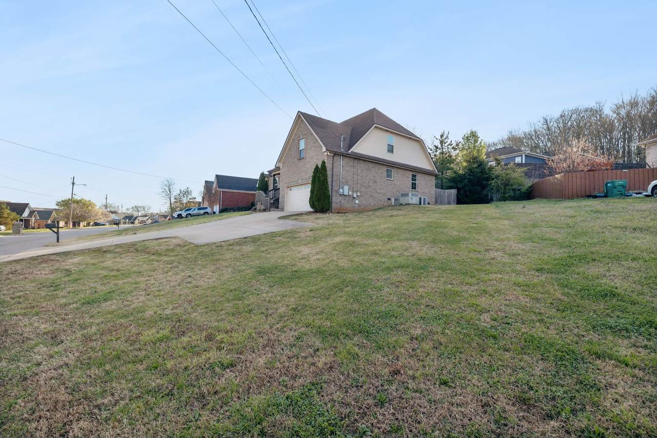 https://bt-photos.global.ssl.fastly.net/nashville/1280_boomver_1_RTC3153118-1.jpg