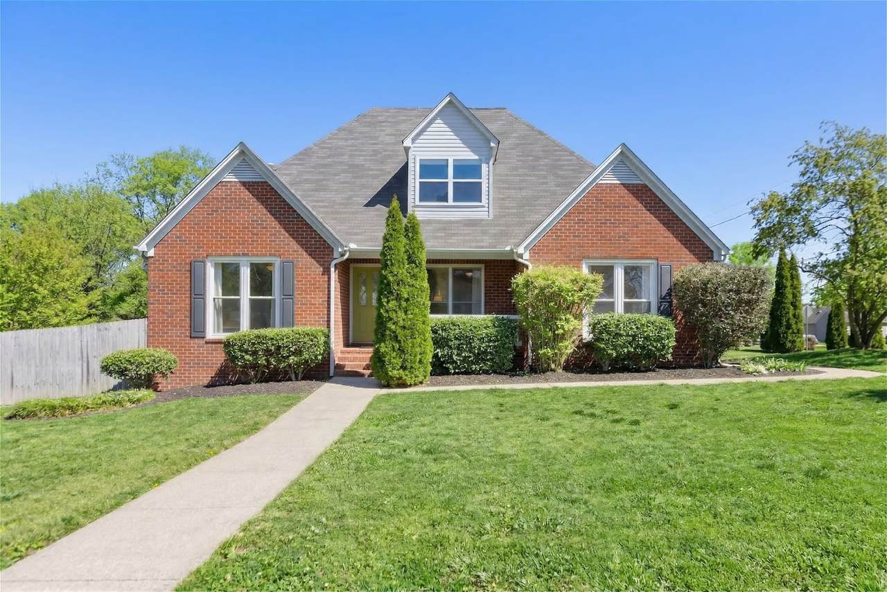 1426 Indian Pl - Photo 1