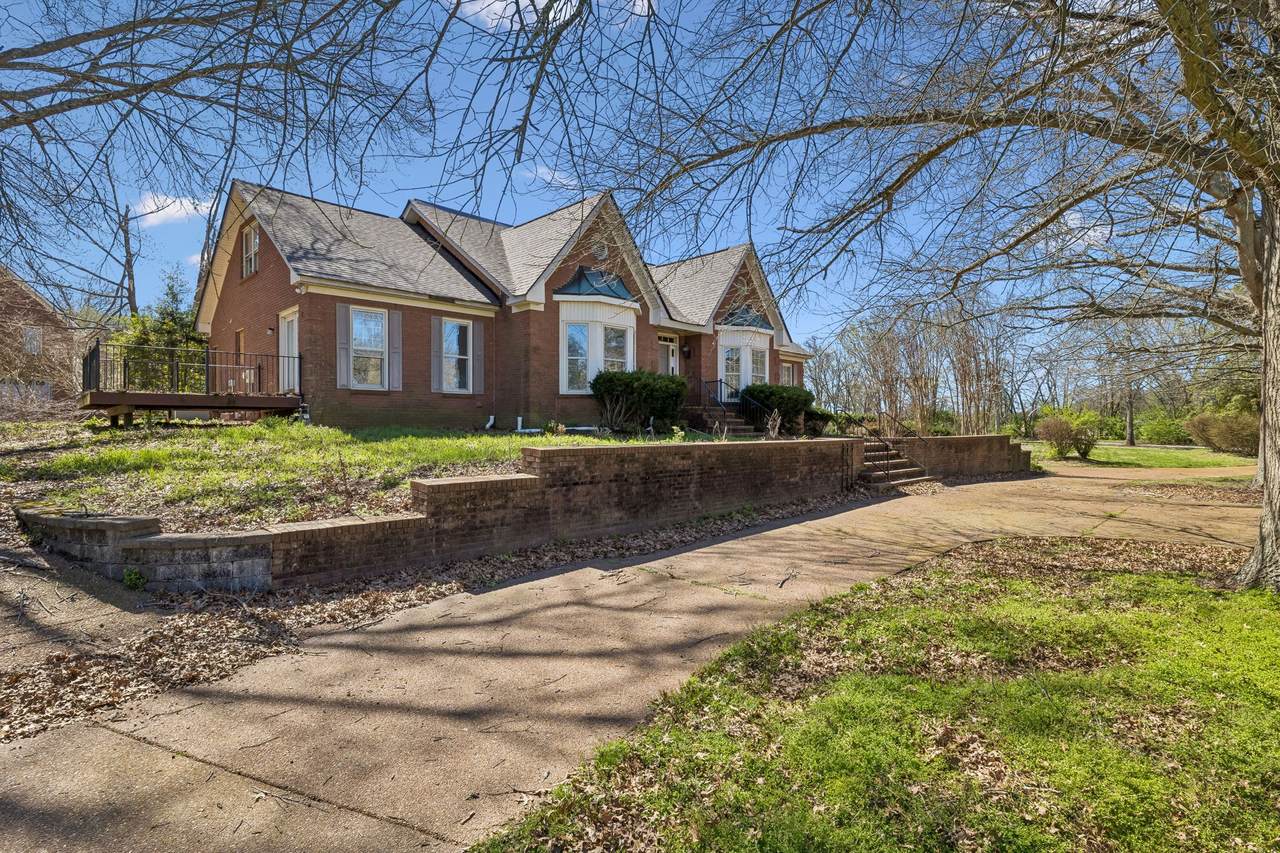 https://bt-photos.global.ssl.fastly.net/nashville/1280_boomver_1_RTC3154941-1.jpg