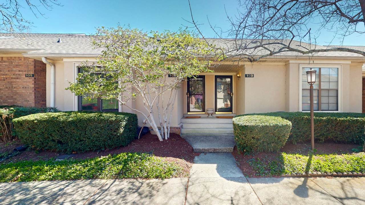 107 Villa View Ct - Photo 1