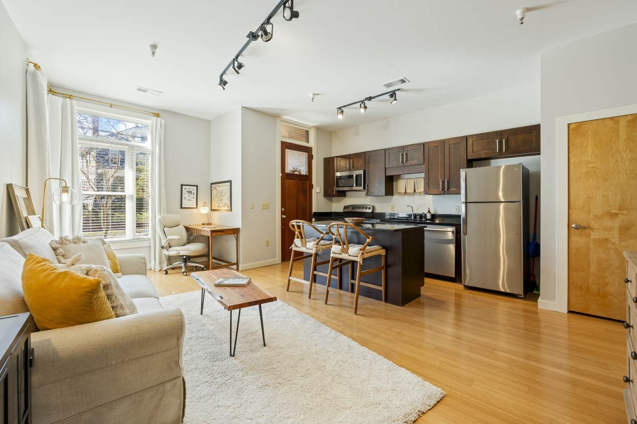 1704 18th Ave - Photo 1