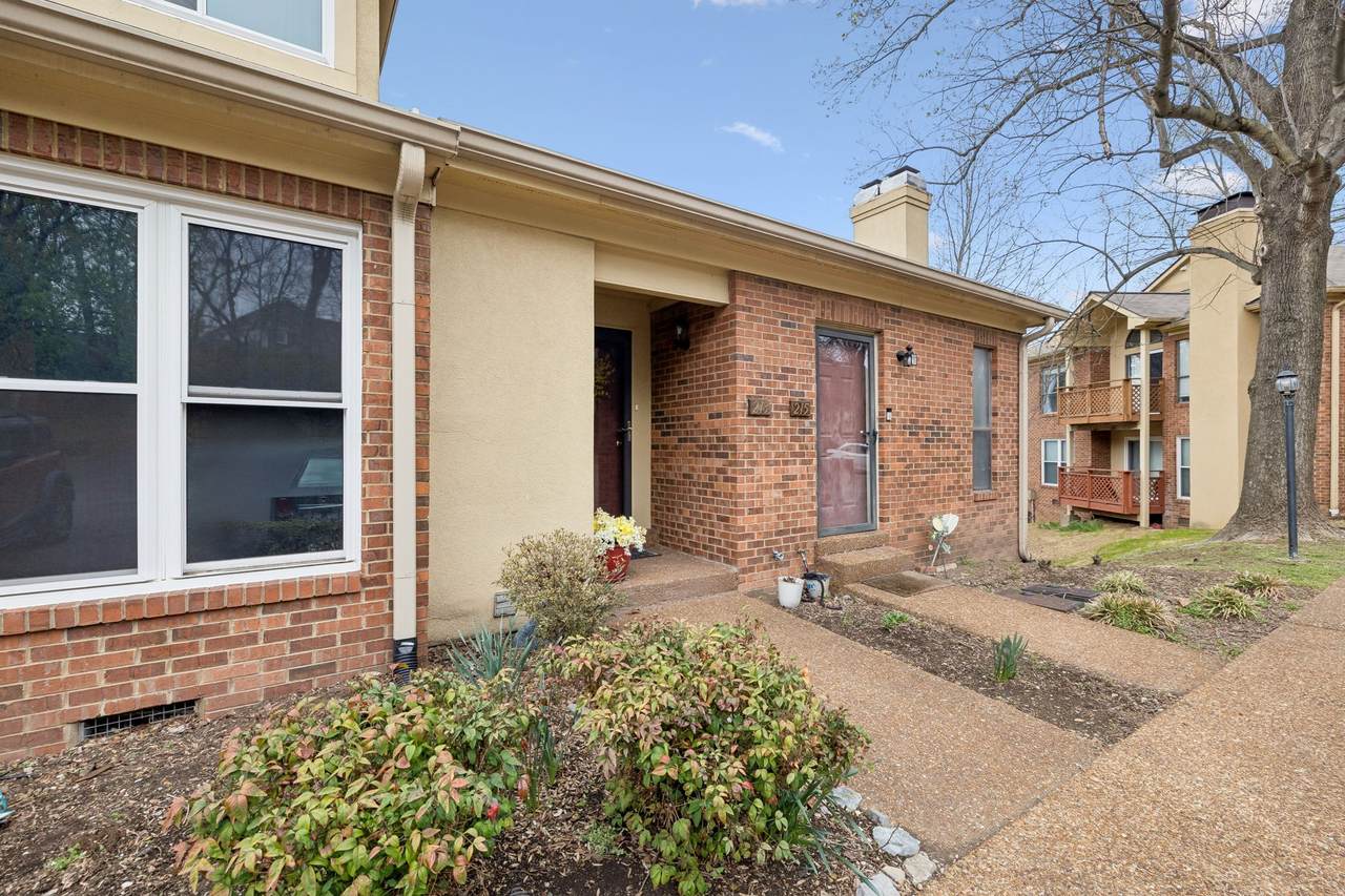 213 Riverstone Ct - Photo 1