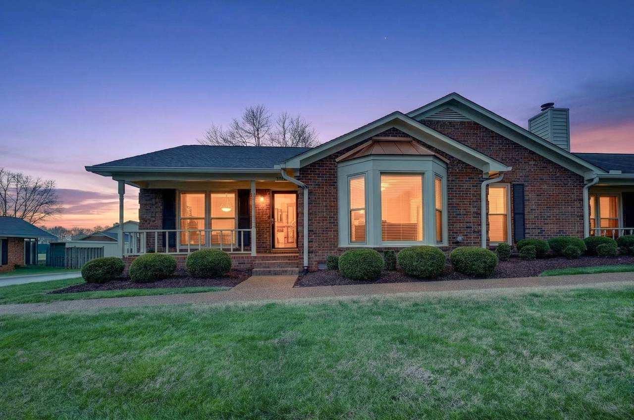 https://bt-photos.global.ssl.fastly.net/nashville/1280_boomver_1_RTC3155602-1.jpg
