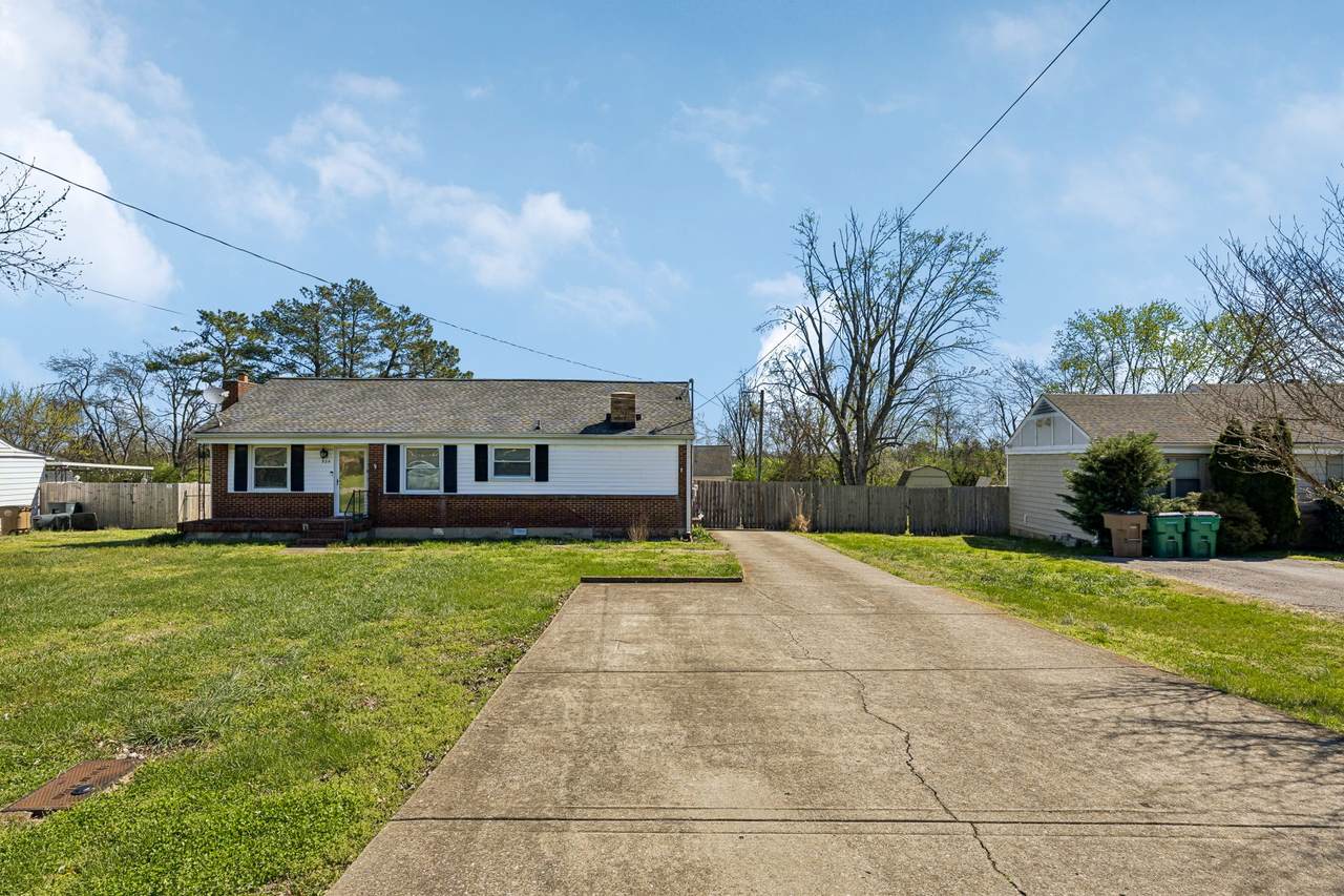 https://bt-photos.global.ssl.fastly.net/nashville/1280_boomver_1_RTC3155777-1.jpg