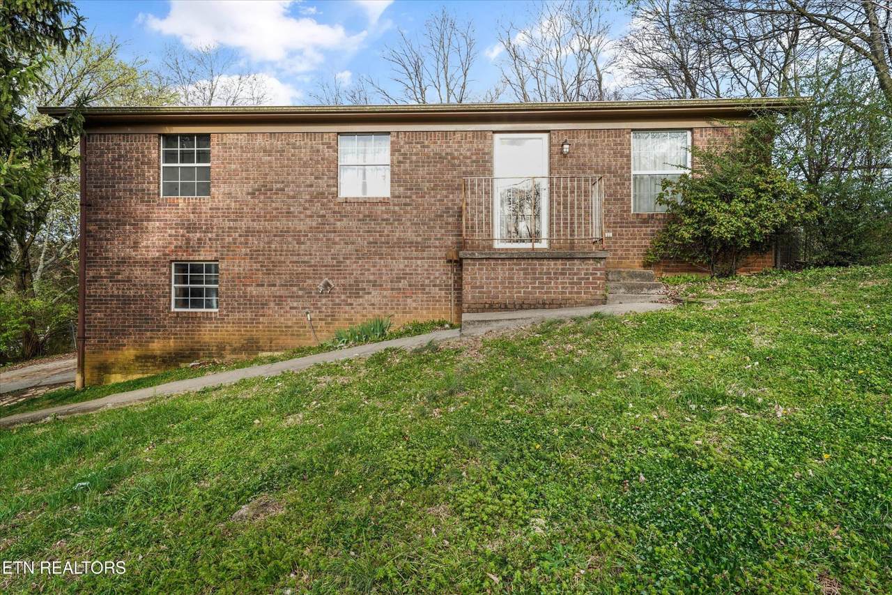 586 Randolph Drive - Photo 1