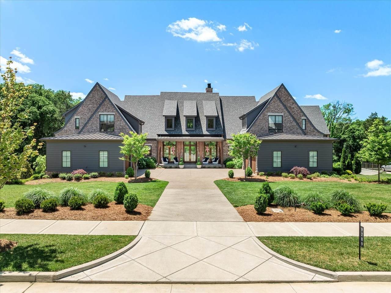 9289 Fordham Dr - Photo 1