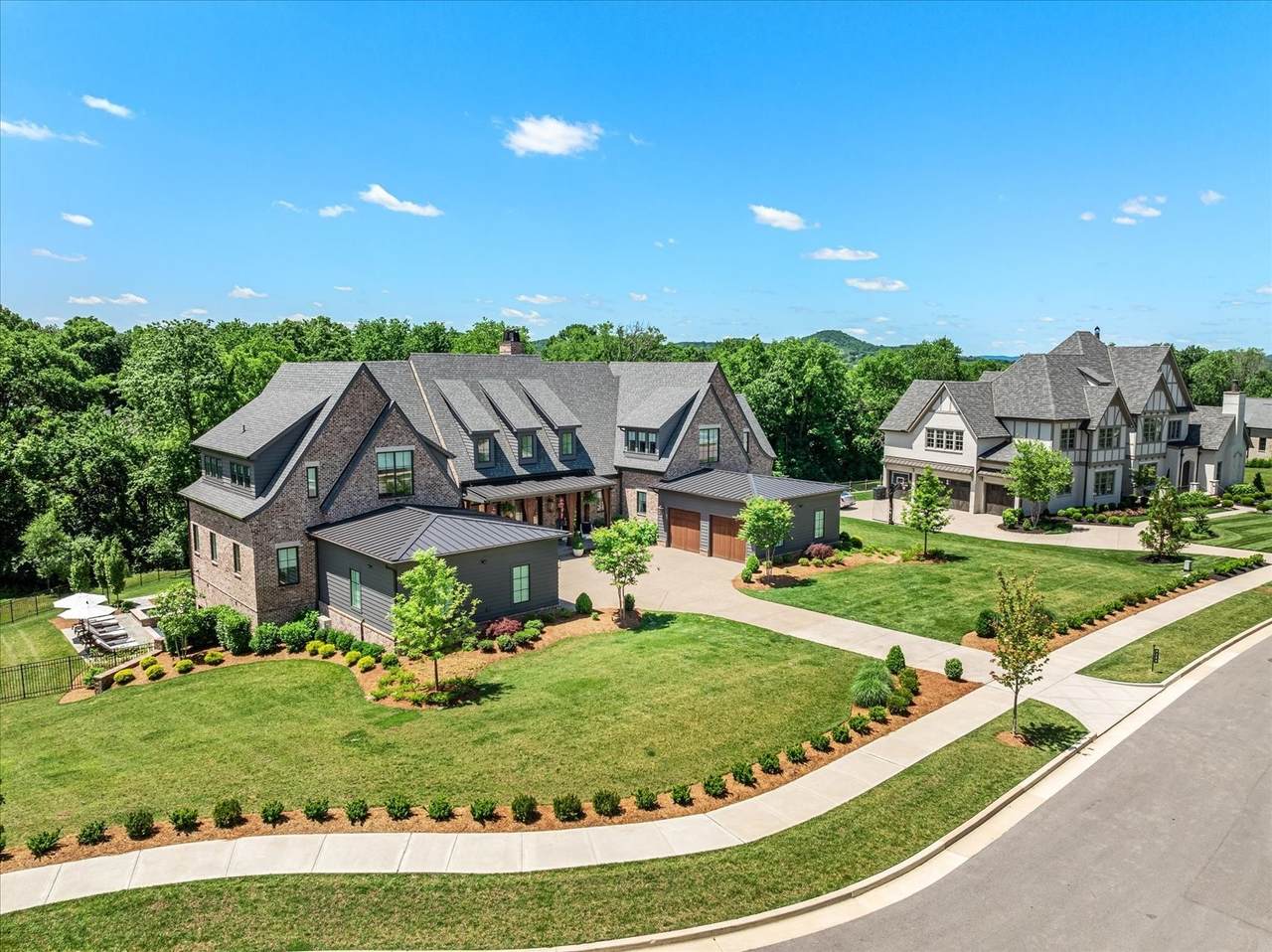 https://bt-photos.global.ssl.fastly.net/nashville/1280_boomver_1_RTC3155870-1.jpg