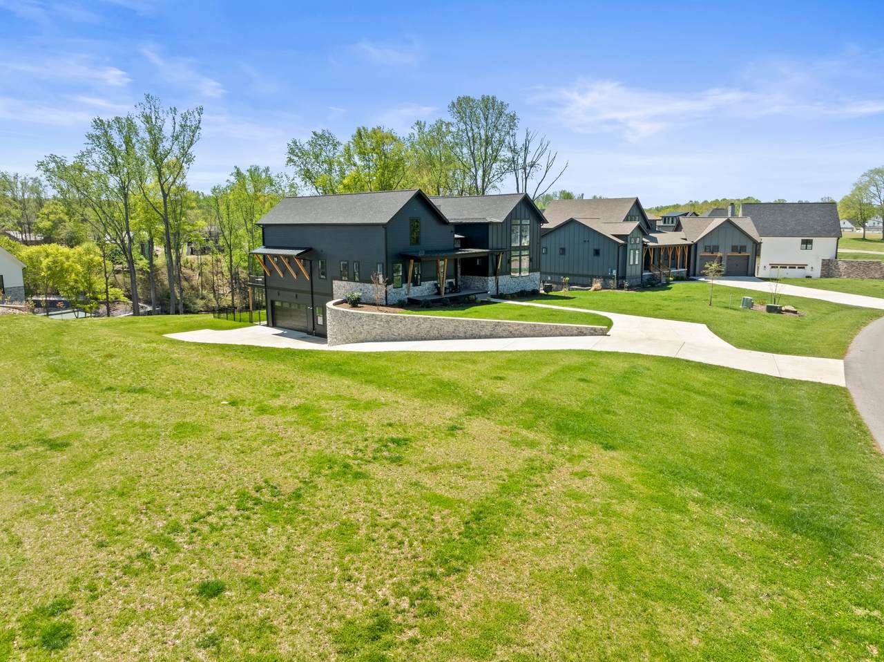 https://bt-photos.global.ssl.fastly.net/nashville/1280_boomver_1_RTC3156440-1.jpg