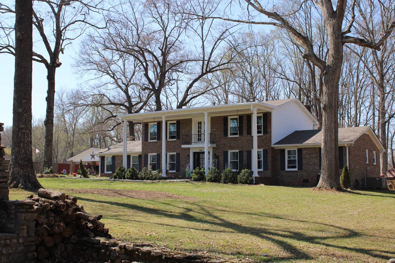 https://bt-photos.global.ssl.fastly.net/nashville/1280_boomver_1_RTC3156441-1.jpg