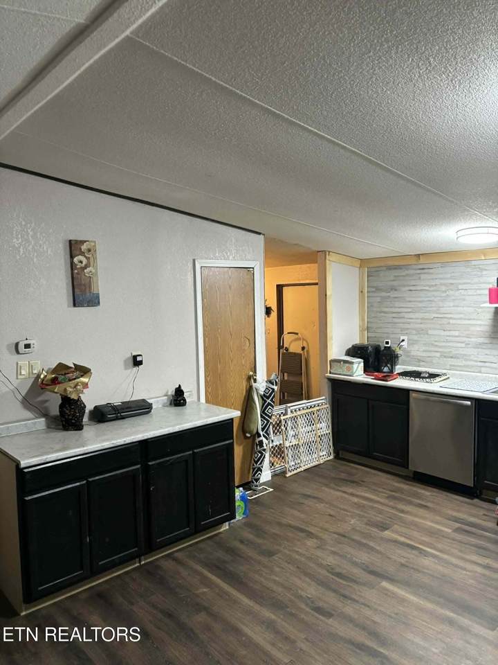 https://bt-photos.global.ssl.fastly.net/nashville/1280_boomver_1_RTC3156540-1.jpg
