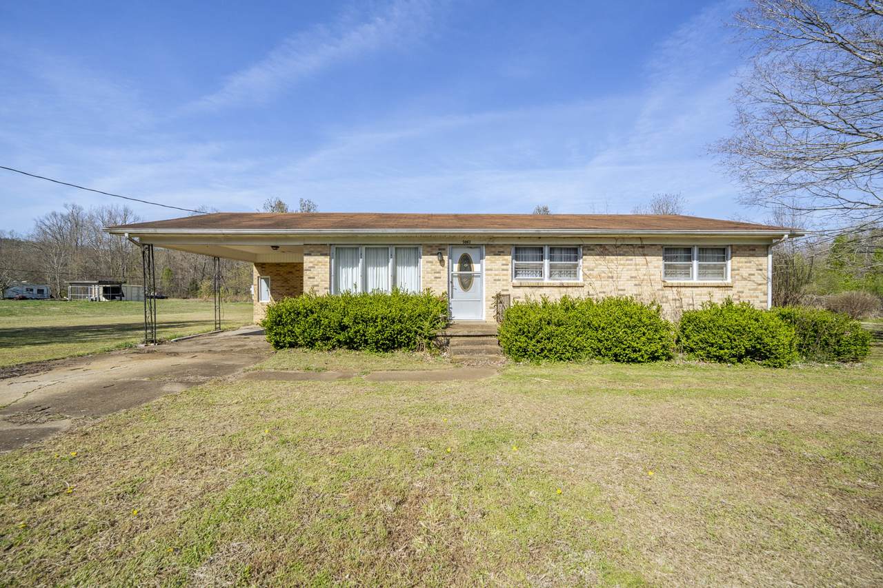 5062 Sunny Acres Dr - Photo 1