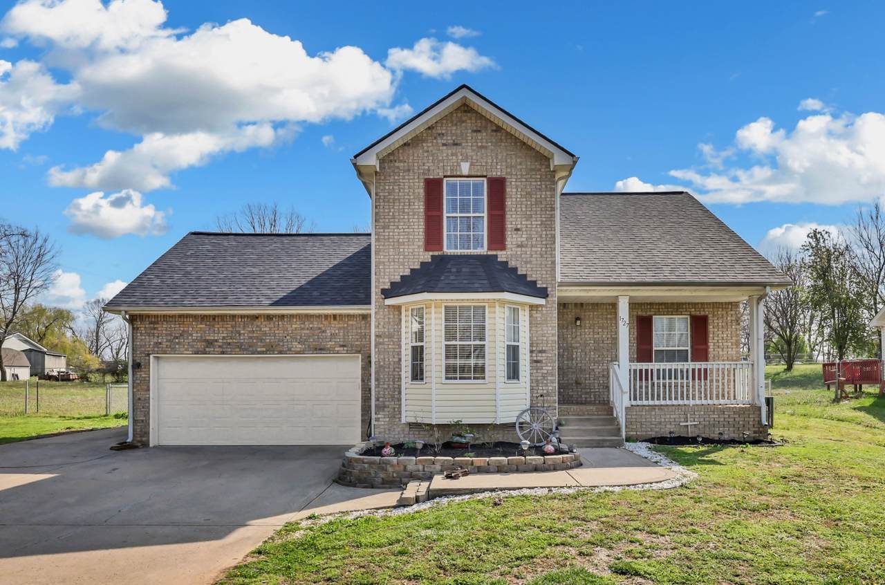 1727 Needmore Rd - Photo 1