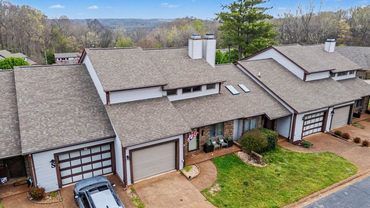407 Country Club Ct - Photo 1