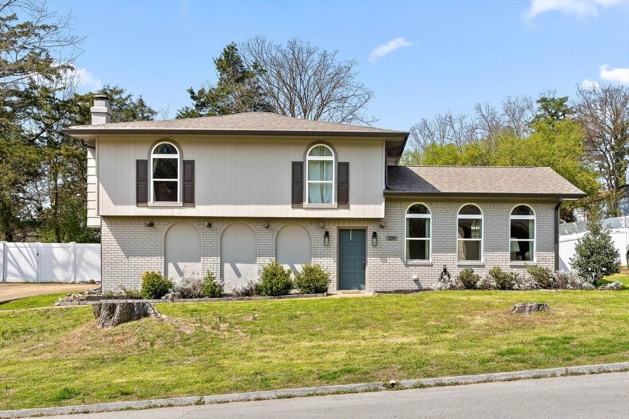 109 Rolling Ridge Drive - Photo 1
