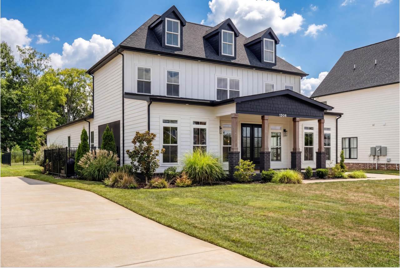 https://bt-photos.global.ssl.fastly.net/nashville/1280_boomver_1_RTC3159376-1.jpg