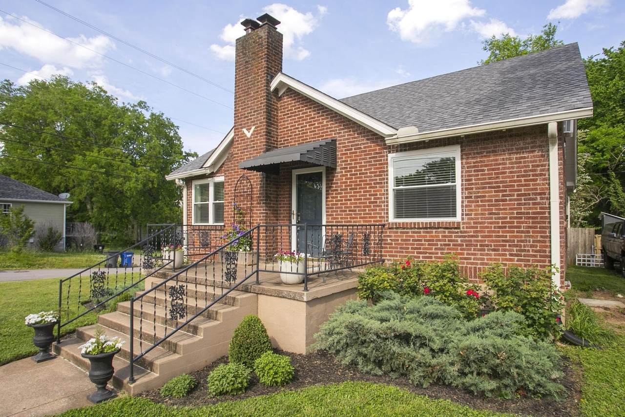 806 Fleming St - Photo 1
