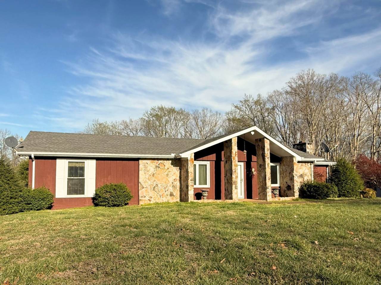 353 Golf Club Rd - Photo 1