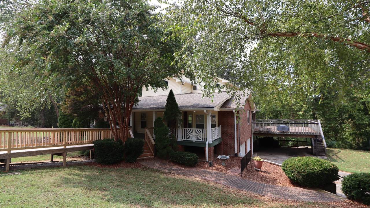 https://bt-photos.global.ssl.fastly.net/nashville/1280_boomver_1_RTC3159619-1.jpg