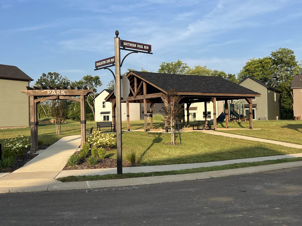 https://bt-photos.global.ssl.fastly.net/nashville/1280_boomver_1_RTC3159630-1.jpg
