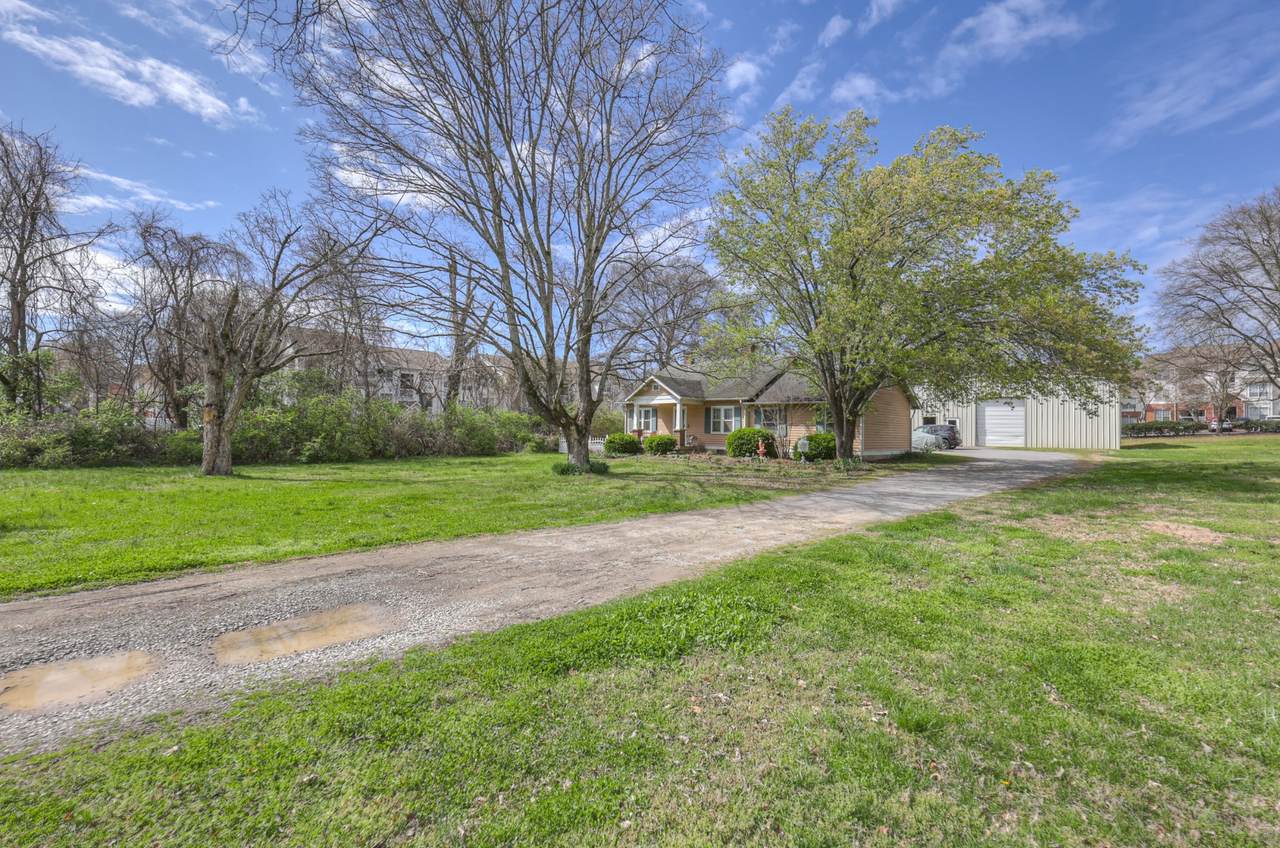 https://bt-photos.global.ssl.fastly.net/nashville/1280_boomver_1_RTC3159638-1.jpg
