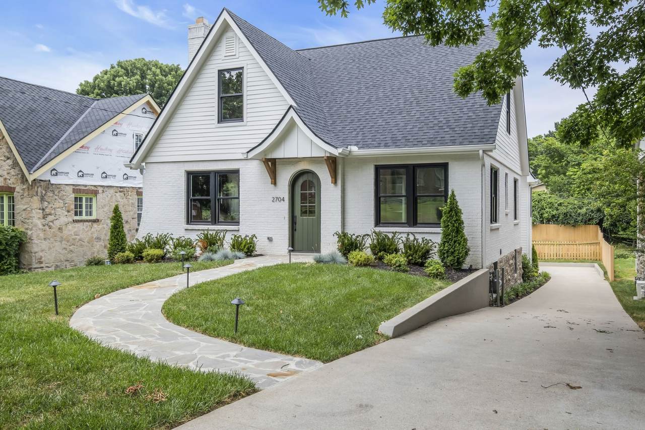 2704 Westwood Ave - Photo 1