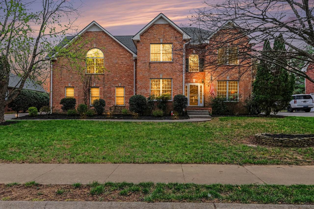 112 Crooked Creek Ln - Photo 1