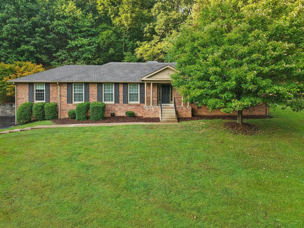 6601 Harcourt Cir - Photo 1