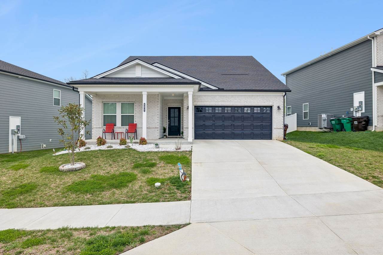 4877 Myra Dr - Photo 1