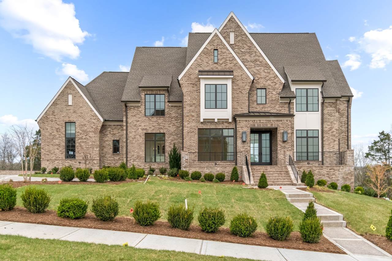 1647 Heartwood Ln - Photo 1