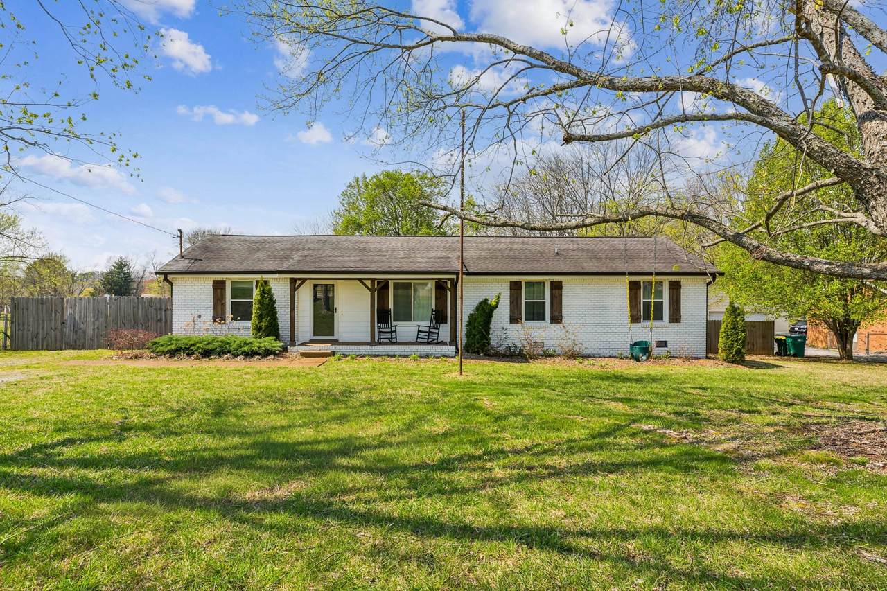 843 N Palmers Chapel Rd - Photo 1